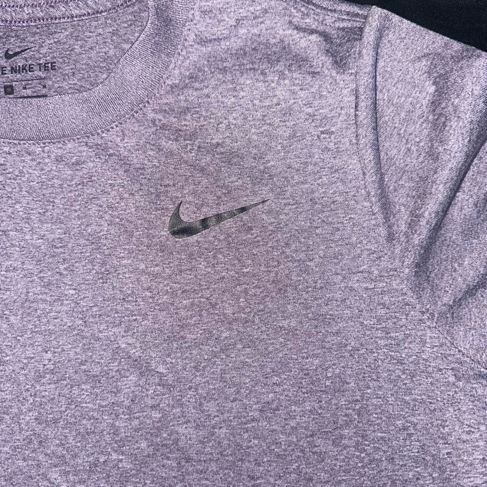 Nike Men's Heather Gray Tee